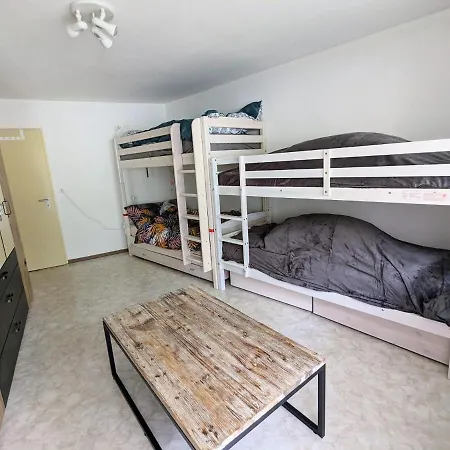 Petit Trianon 1,3 - Grosses Familiennest Komplett Renoviert Apartment
