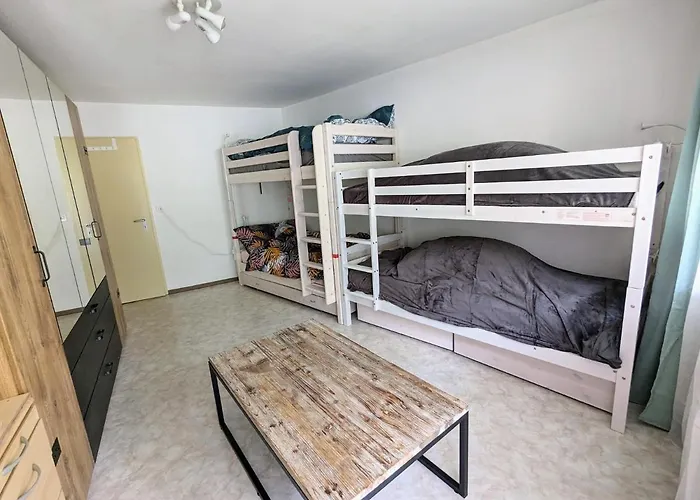 Petit Trianon 1,3 - Grosses Familiennest Komplett Renoviert Апартаменты